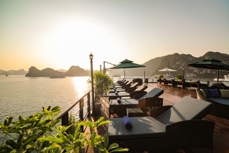 Sundeck_11